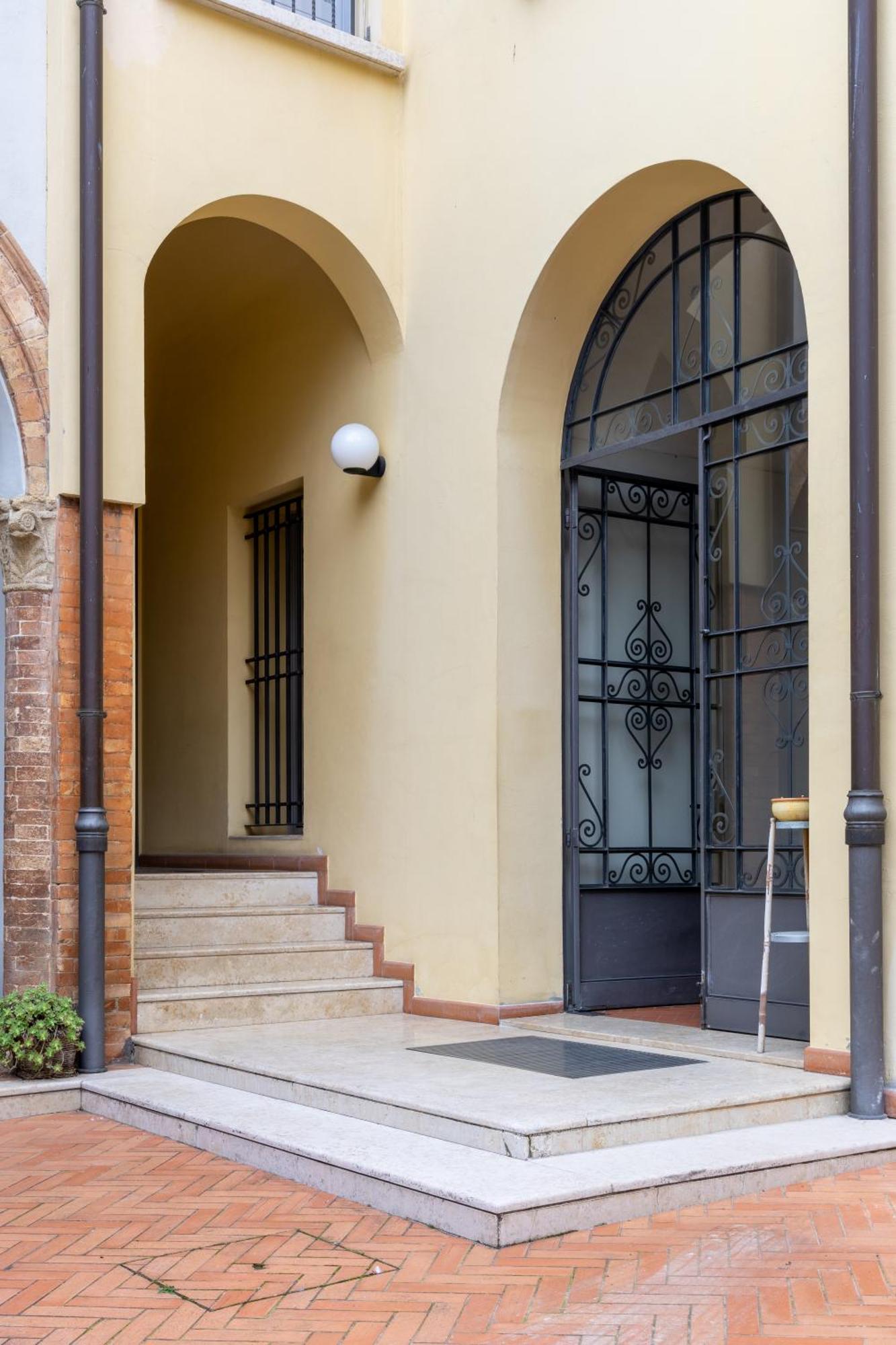 Casa Petrucci Centro Storico Appartement Forlì Buitenkant foto